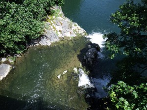 Zona basáltica. Primera gran represa